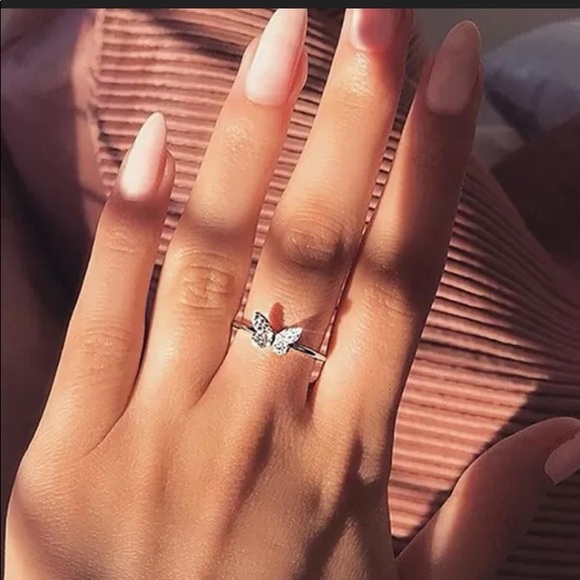 .925 Sterling Silver Topaz Butterfly Ring size 8 - Picture 6 of 6